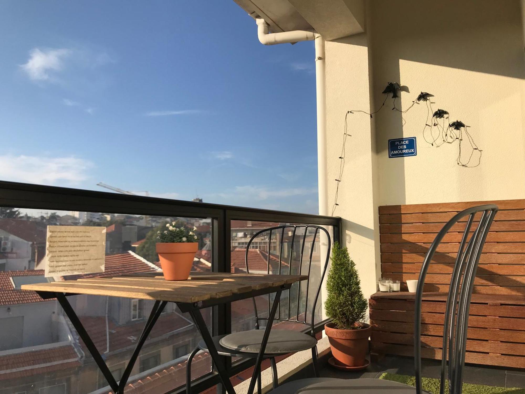 Top Floor Apartment With Sunny Balconies Porto Exterior foto