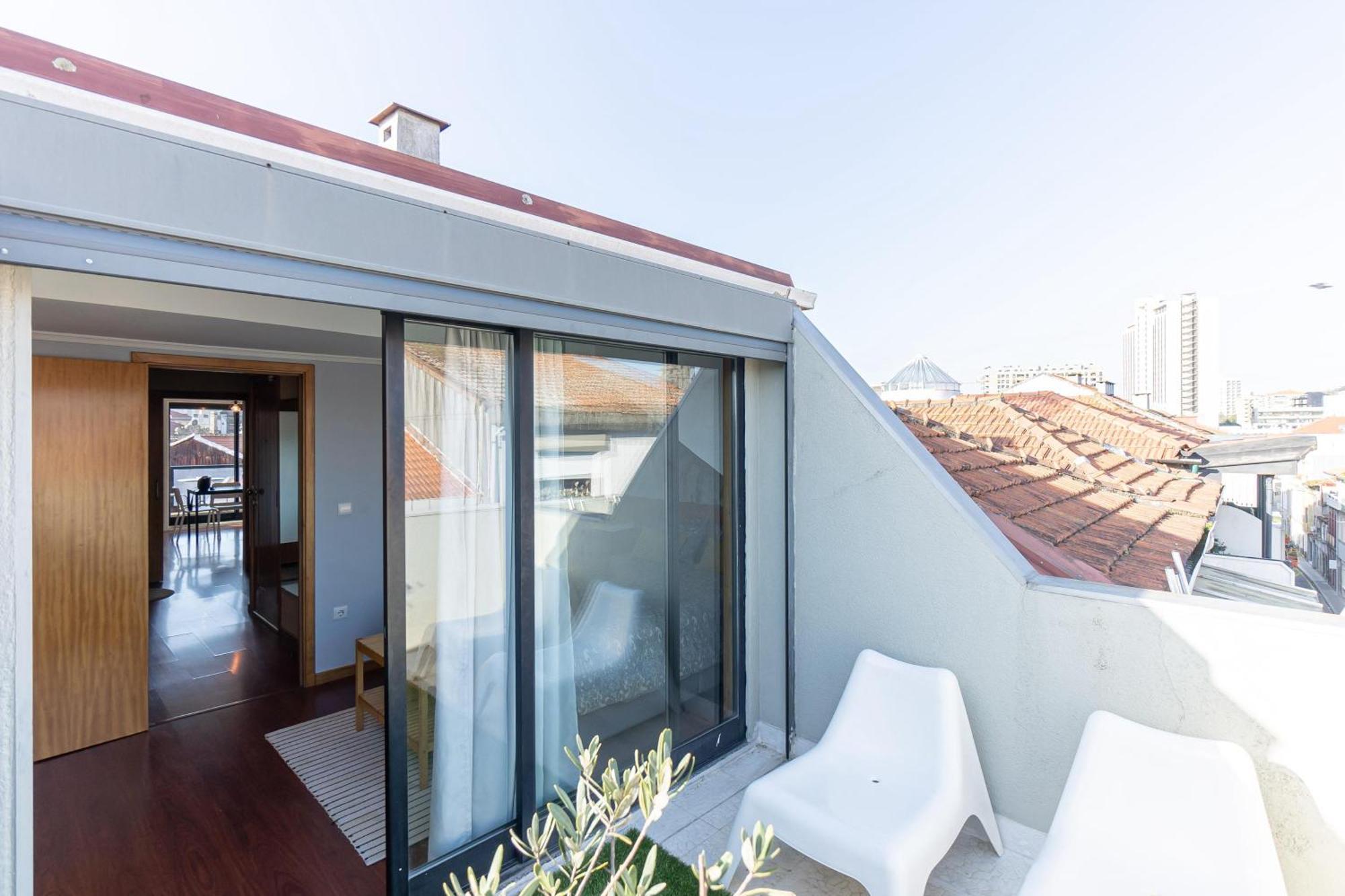 Top Floor Apartment With Sunny Balconies Porto Exterior foto